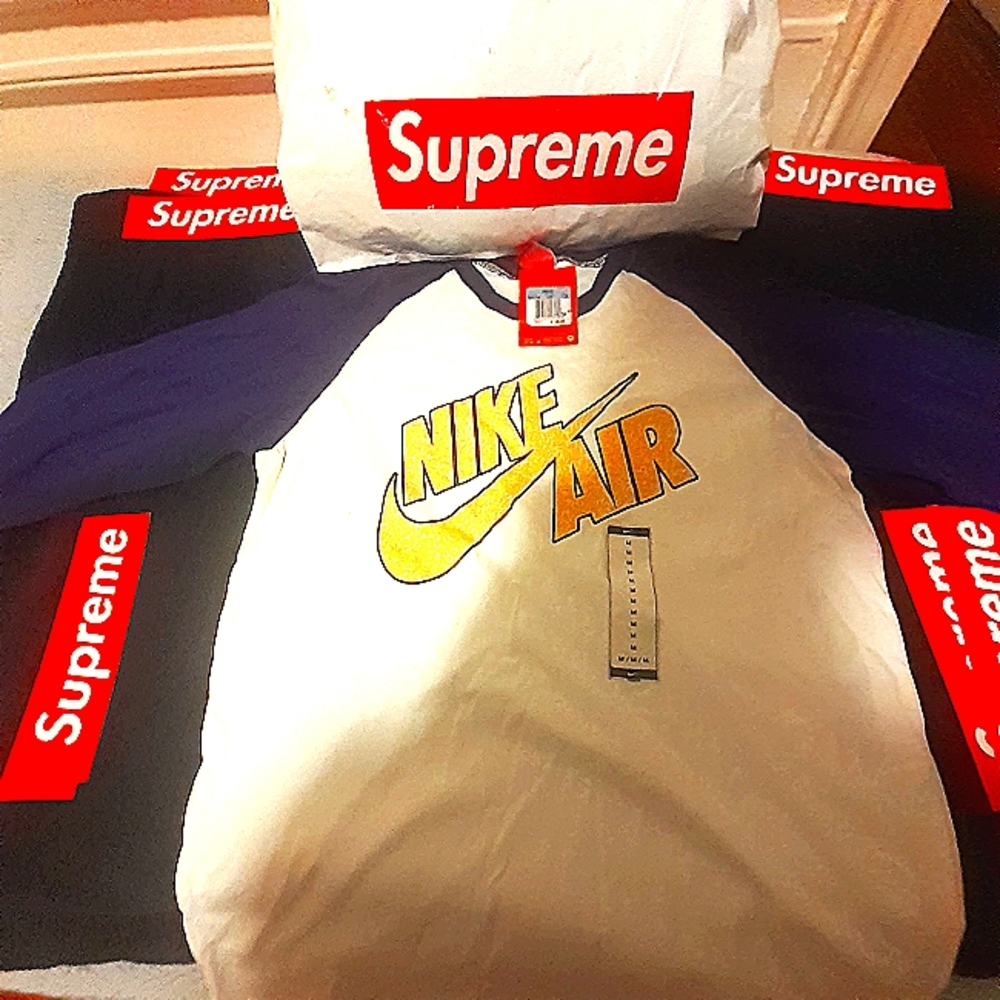 Nike t-shirt